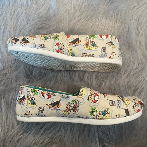 Beach Dog Toms - Picture 3 of 6